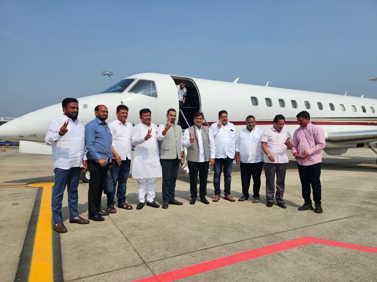 Mahayuti Mlas And Mps From Kolhapur District Leave For Mumbai By Plane Nrka