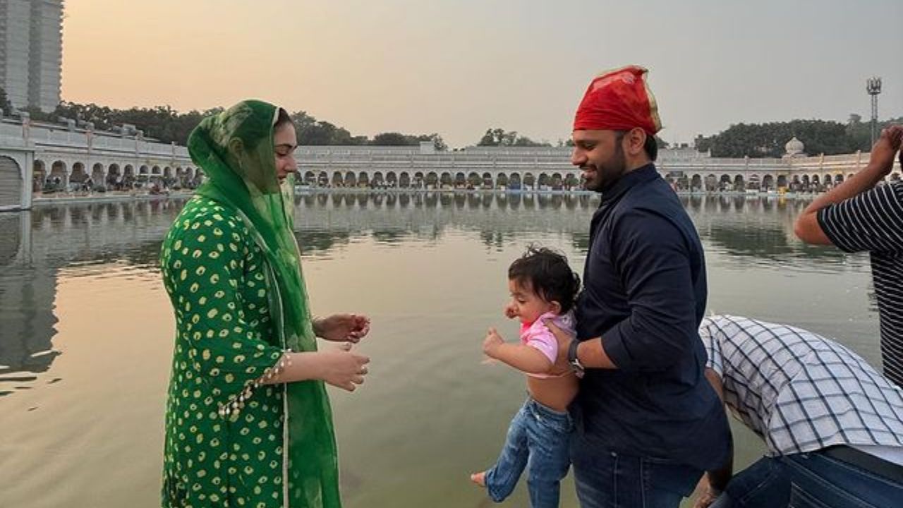 'बिग बॉस १४' मध्ये राहुलने दिशाला प्रोपोस केले आणि नंतर या दोघांच्या प्रेम कहाणीला सुरुवात झाली. त्यांनी लगेच काही दिवसानंतर एकमेकांसोबत लग्न केले आणि आता त्यांना एक गोंडस मुलगी देखील आहे. 