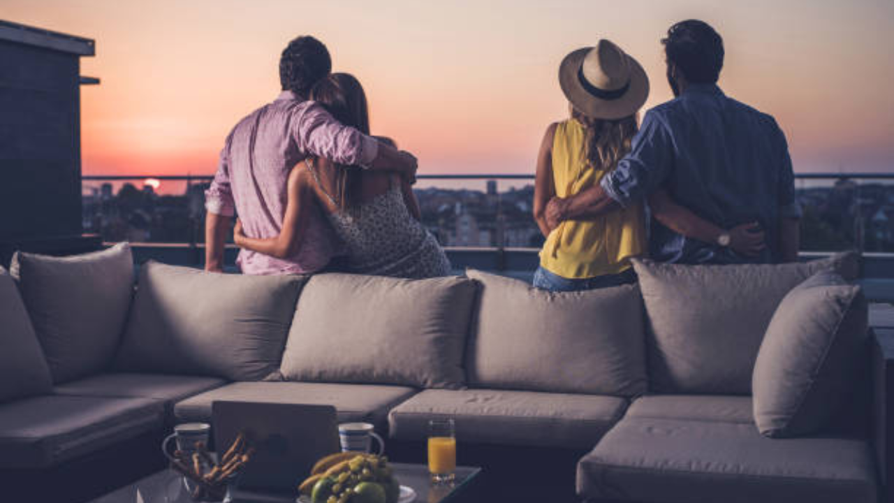 ट्रेंडिंगमध्ये असणारे फ्रेंडशिप मॅरेज