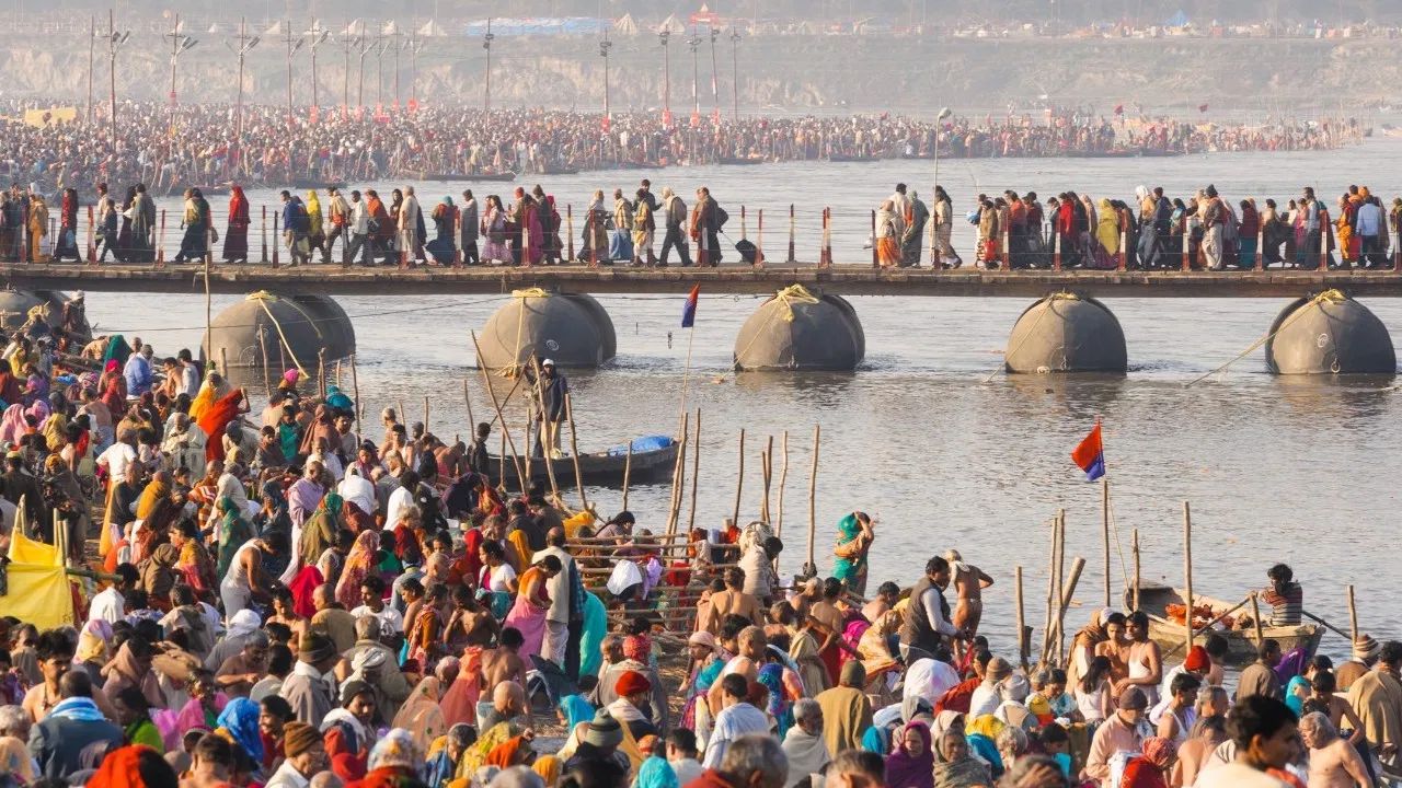 या वाहनांच्या तैनातीमुळे महाकुंभमेळा सुरू झाल्यानंतर परिसरातील गजबजलेल्या ठिकाणीही अग्निसुरक्षा सेवा सुरळीतपणे चालवता येईल, याची खात्री केली जाईल.