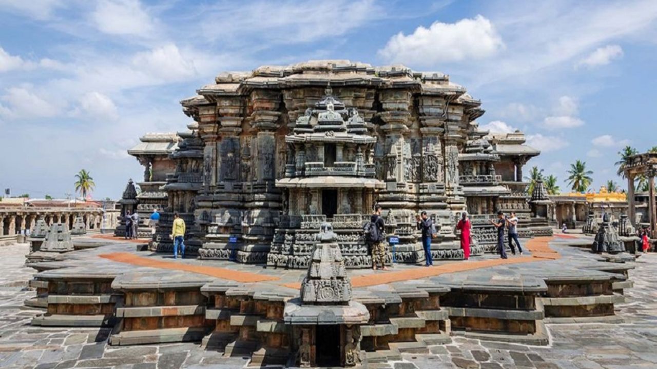 आंध्र प्रदेशातील मदनपल्ले सर्वात स्वच्छ हवा असलेल्या पहिल्या 10 शहरांमध्ये 10 व्या क्रमांकावर आहे, जिथे सोमवारी सकाळी 8 वाजता AQI 15 ची नोंद झाली.
