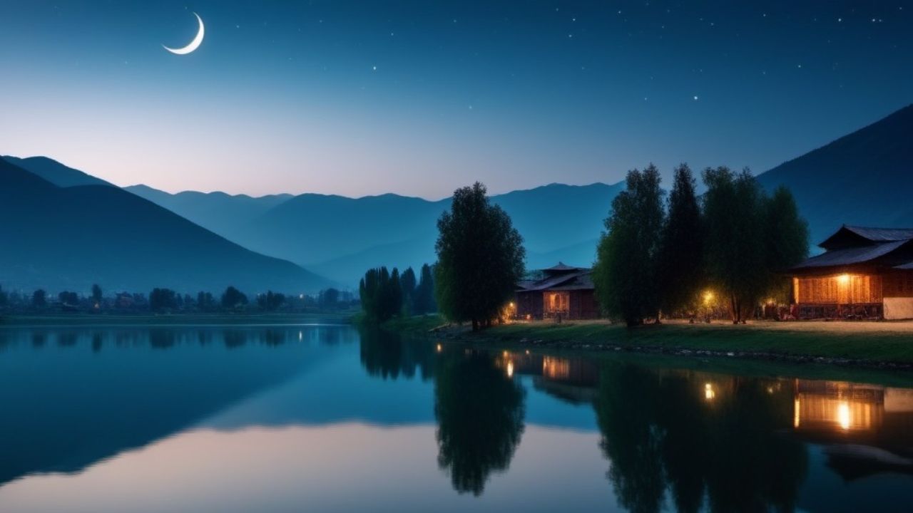 पृथ्वीच्या वातावरणाच्या स्थितीवर चंद्राचा रंग आणि आकार प्रभावित होतो. काश्मीरची थंड आणि कोरडी हवा चंद्राला अधिक स्पष्ट आणि उजळ बनवते, तर कन्याकुमारीची आर्द्र हवा चंद्राभोवती थोडा प्रभामंडल तयार करू शकते.