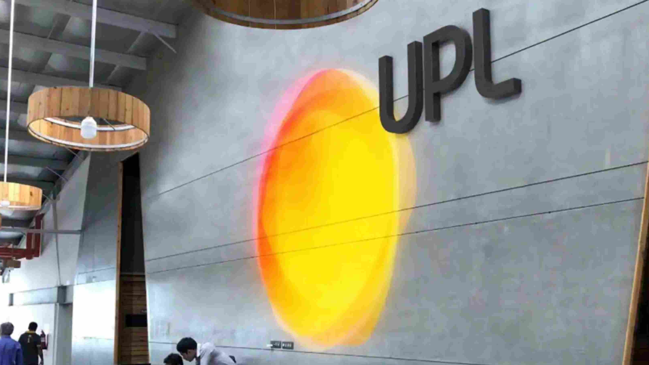 UPL या शेअरमध्ये ०.७५ पॉईंट्सच्या वाढीची नोंद झाली आहे. ०.१३% ने ही वाढ झाली असून आजचा क्लोजिंग दर ५६८.०० आहे. 