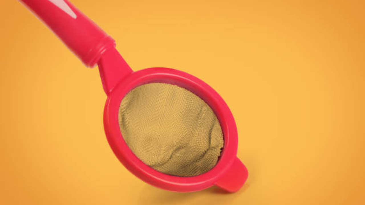 कोणत्या चहाच्या गाळण्यामुळे होतो धोका