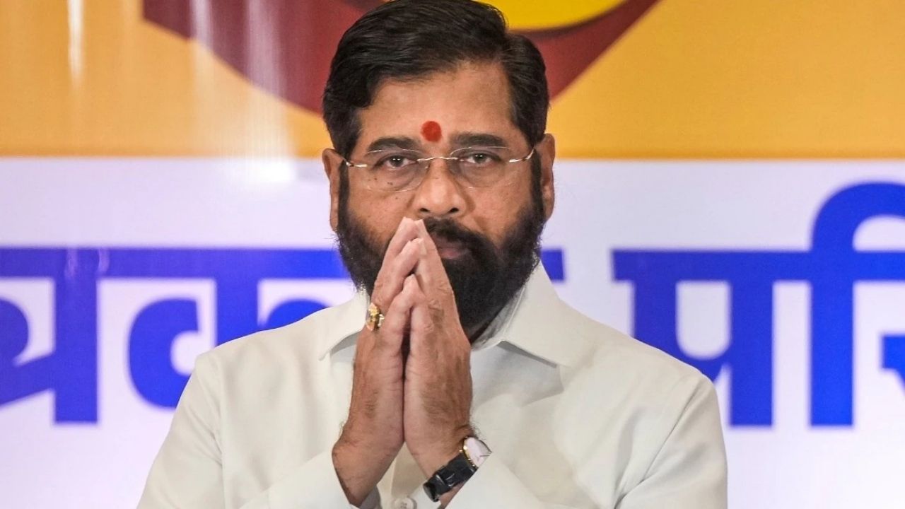 Eknath Shinde Is Upset With The Mahayuti Sharad Pawar Group Leader Jitendra Awhad Met Him