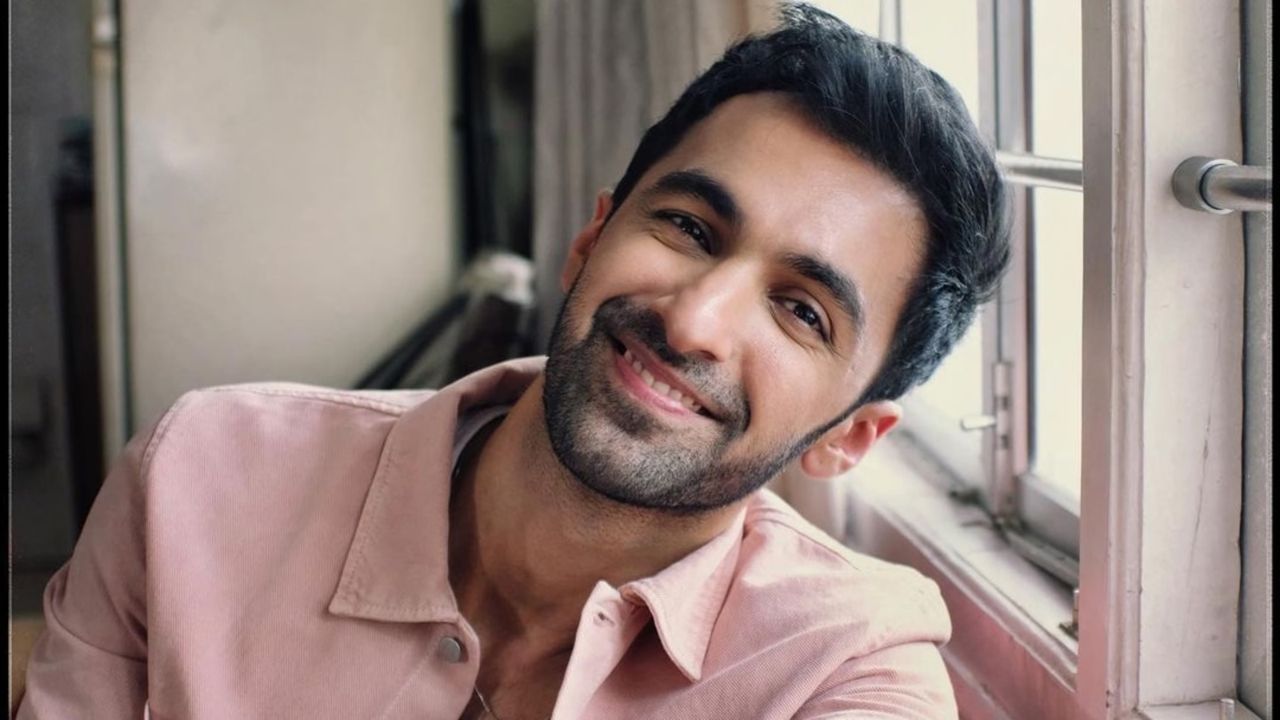 रोहनला शोमध्ये त्याचा आदर्श अर्जुन रामपालसोबत काम करण्याची संधी मिळाली. पण मजेशीर गोष्ट म्हणजे अर्जुनसोबत त्याचे हे पहिले काम नव्हते. 