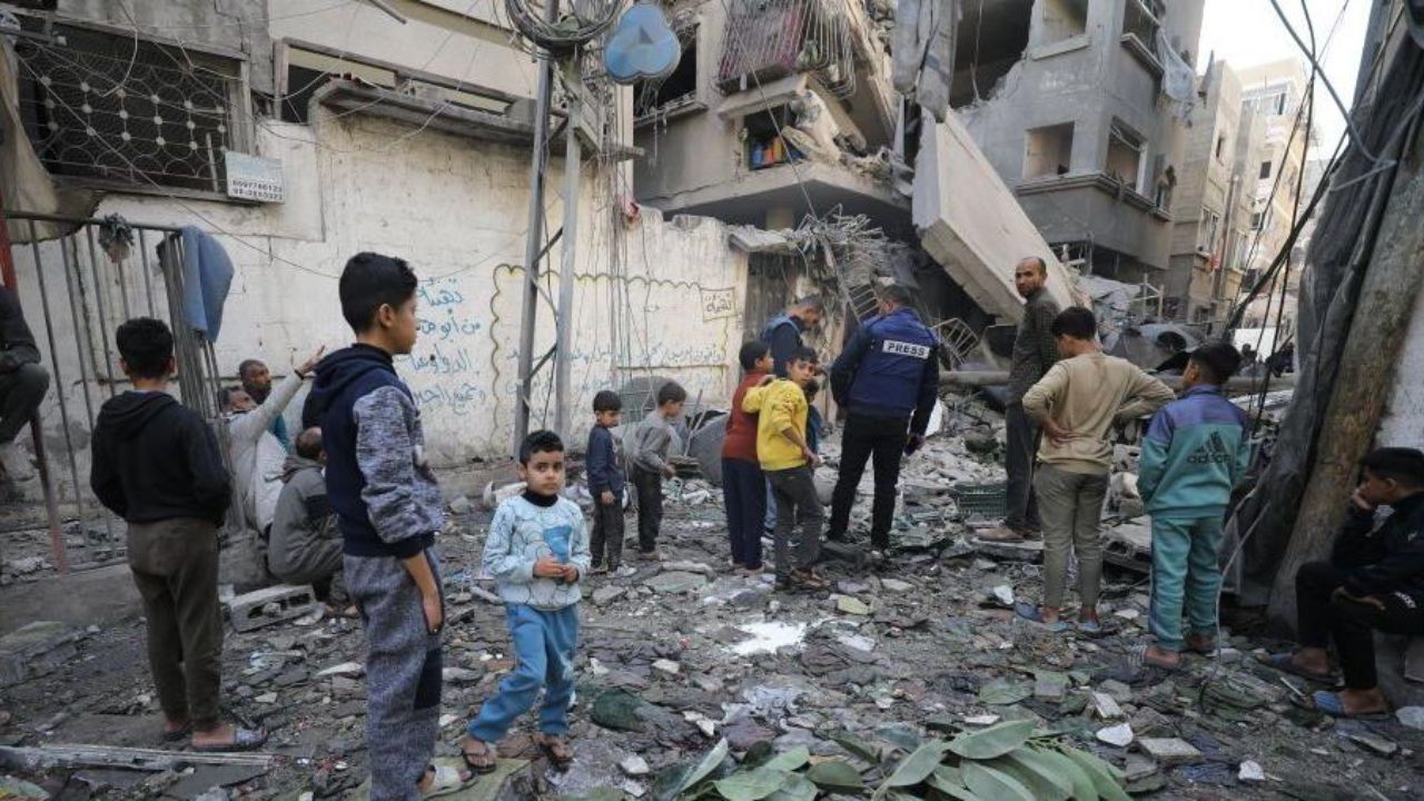 Israel-Hamas War: इस्त्रायलचा उत्तरी गाझामध्ये कहर; बाम्ब हल्ल्यात 13 जणांचा मृत्यू, अनेक जखमी