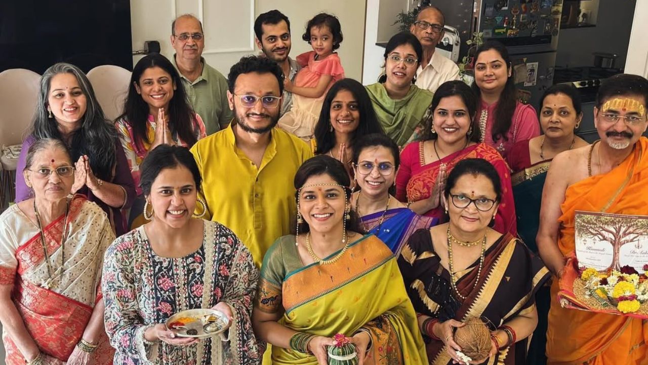 अभिनेत्री कौमुदी वालोकरने काही तासांपूर्वीच इन्स्टाग्रामवर 
