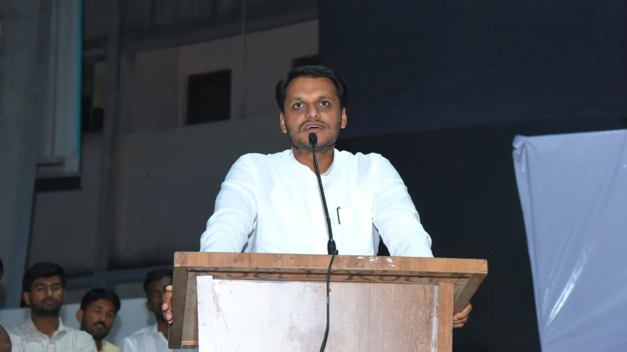 Yugendra Pawar: “साहेबांच्या विचारांसाठी गद्दारी विरोधात…” बारामतीमधून युगेंद्र पवार यांचे विधान