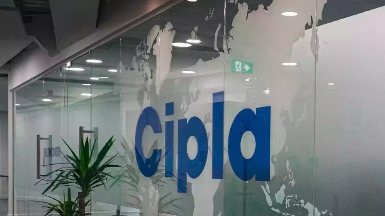 CIPLA आजच्या निफ्टी ५० मध्ये दुसऱ्या स्थानी आहे. दर १४७१.०० वर बंद झाला असून यामध्ये २०.१५ दराने वाढ दिसून आली आहे. एकंदरीत, १.३९% ने वाढ झाली आहे.  