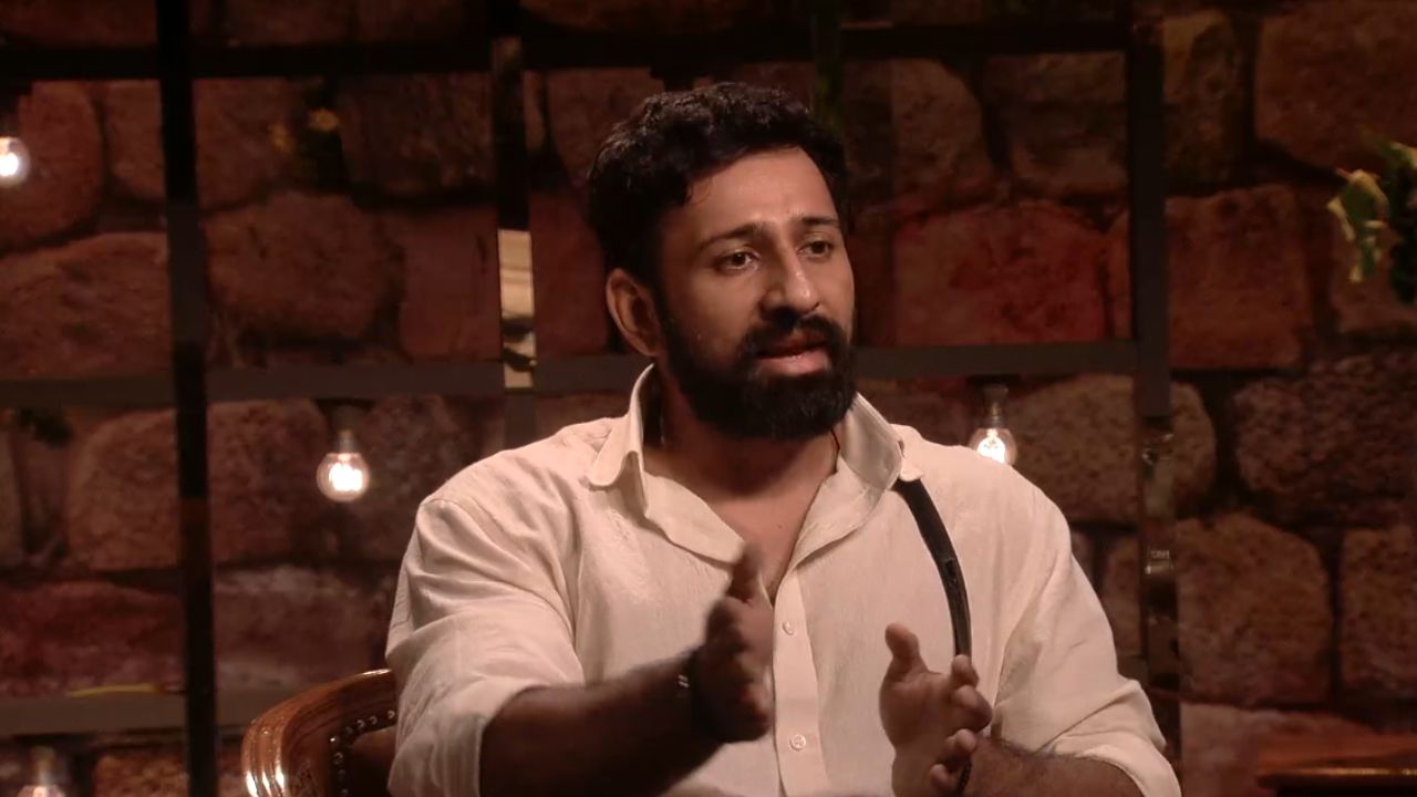 इंस्टाग्राम इंफ्लूसर रजत दलाल सुद्धा या शर्यतीमध्ये टिकून आहे. सध्या तो घरामध्ये चर्चेत असलेला स्पर्धक आहे त्याचे आणि दिग्विजयचे भांडण या आठवड्यामध्ये बरेच गाजले. फोटो सौजन्य - सोशल मीडिया 