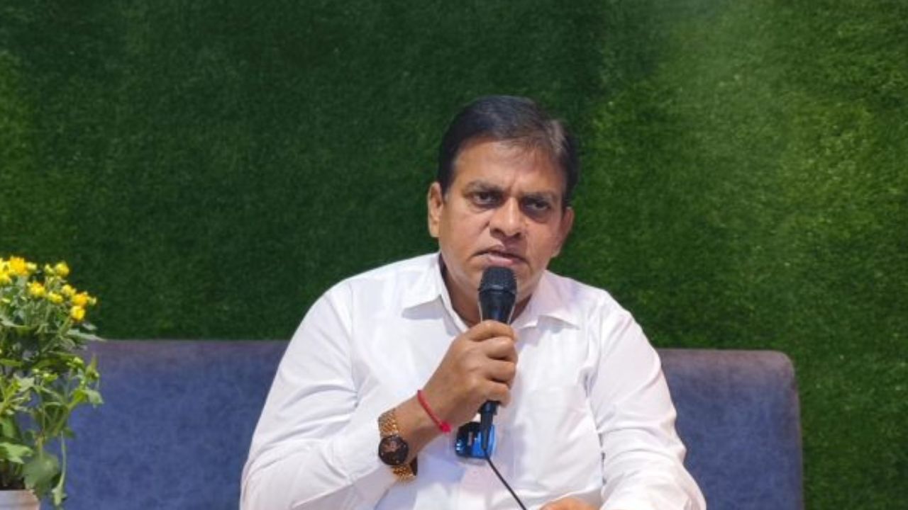 “ऐतिहासिक शहरात असा प्रकार धक्कादायक, मात्र…” ; कल्याण मारहाण प्रकरणी विश्वनाथ भोईर यांची प्रतिक्रिया