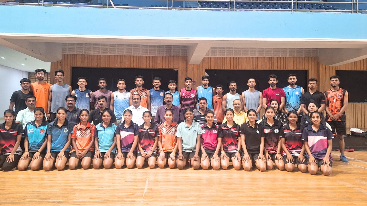 38th India National Games : महाराष्ट्र संघाचे आदिती स्वामी, प्रतिक वाईकर ध्वजवाहक; अजित पवारांच्या हस्ते ध्वज हस्तांतरण समारंभ
