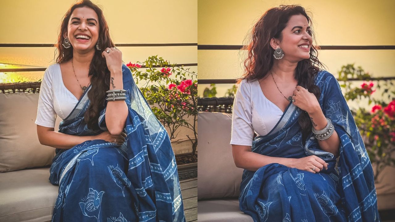 ब्लू कलरची डिझायनिंग स्टायलिश साडी नेसून अभिनेत्रीने कॅमेऱ्यासमोर हटके फोटो पोजेस देत चाहत्यांचे लक्ष  वेधून घेतले आहे. 