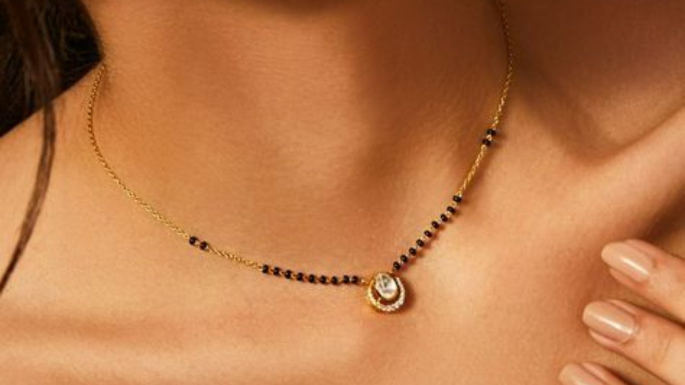 लग्न झाल्यानंतर पतीपत्नीमध्ये तीन गोष्टींची देवाणघेवाण केली जाते. मनसा म्हणजे विचार, वाचा म्हणजे  वाणी आणि कर्मण म्हणजे कृती.