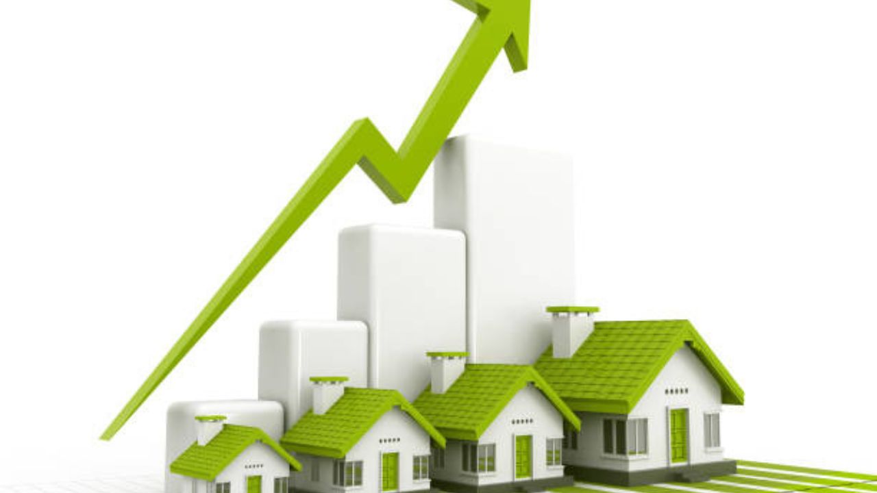 या क्षेत्रातील गुंतवणूक वाढावी म्हणून गृहकर्जाच्या व्याजावरील करसवलतीची मर्यादा वाढवण्याची मागणी रिअल इस्टेट उद्योग बऱ्याच काळापासून करत आहे. गृहकर्जाच्या व्याजावरील करसवलतीचे घटक आयकर कलम 80C मधून वेगळे करून एक वेगळी व्याप्ती निर्माण करण्याची मागणी लोकांनी अर्थमंत्र्यांसमोर केली आहे