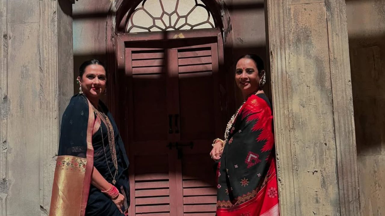 महाराणी राधिकाराजे या सौंदर्यवती असण्याबरोबरच उच्चशिक्षित आहेत.  भारतीय इतिहासात त्यांनी पदव्युत्तर पदवी प्राप्त केली आहे. 