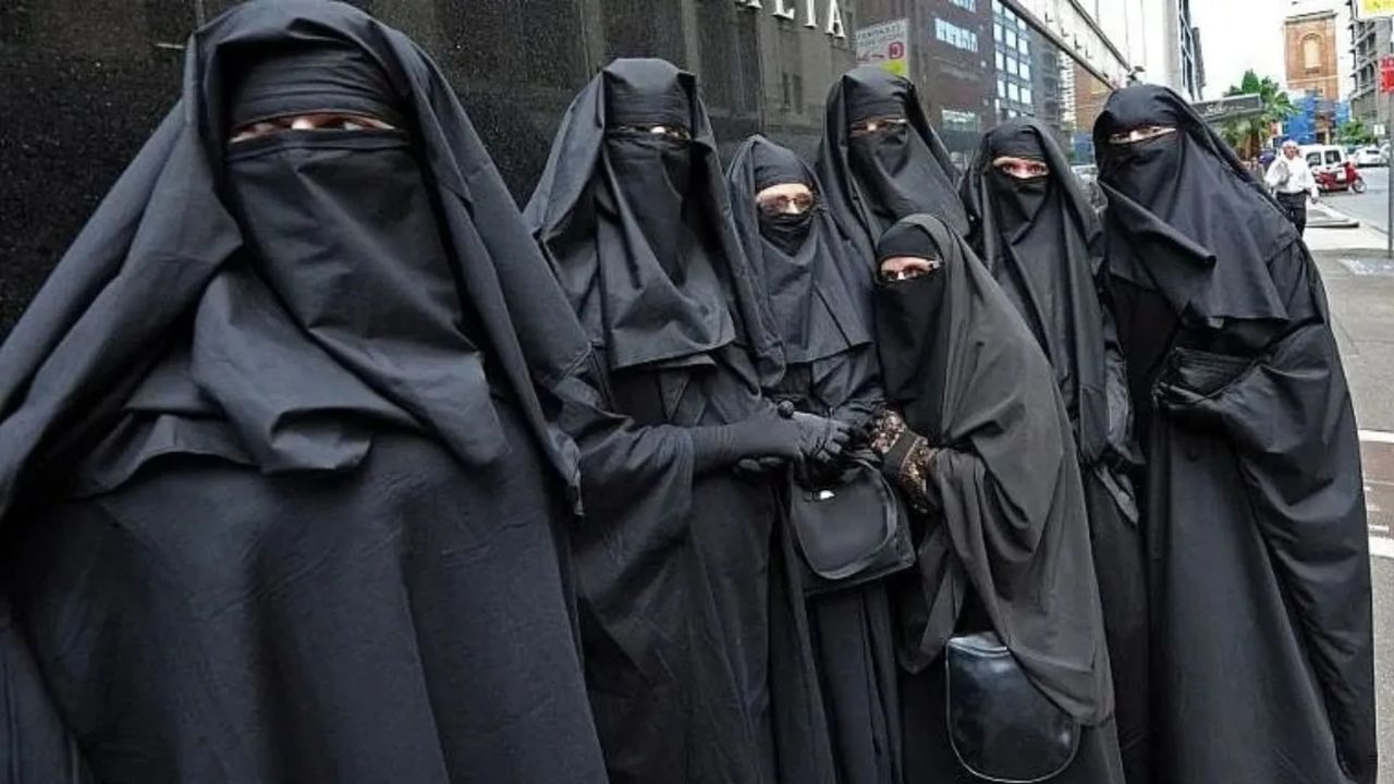 स्वित्झर्लंडमध्ये मनोरंजन आणि जाहिरातींसाठीही चेहरा झाकण्यावर बंदी असणार नाही.