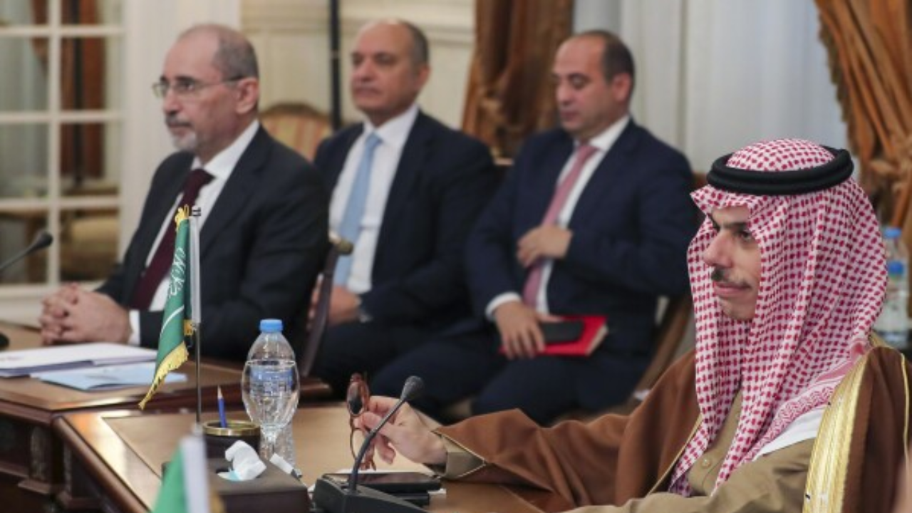 Arab leaders to meet to confront Trump's Gaza plan