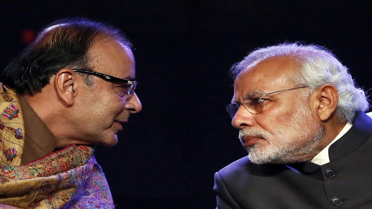 Budget 2025 : अर्थसंकल्पाची ९२ वर्षांची परंपरा अरुण जेटली यांनी मोडली, अचानक मोदी सरकारने घेतला ‘हा’ निर्णय