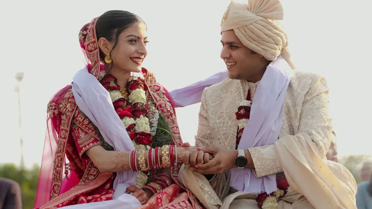 Dev Joshi : या टीव्ही अभिनेत्याने केले लग्न; नेपाळमध्ये दीर्घकालीन प्रेयसीसोबत बांधली रेशीम गाठ, पहा Photo