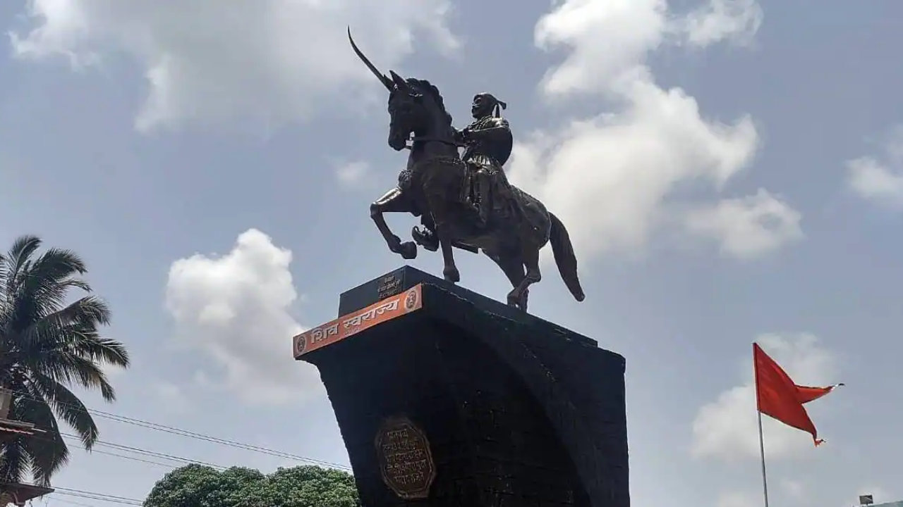 माझ्या राज्यांची कीर्ती इतकी महान की विदेशाची मातीही नतमस्तक झाल्याशिवाय राहात नाही! (फोटो सौजन्य - Social Media)