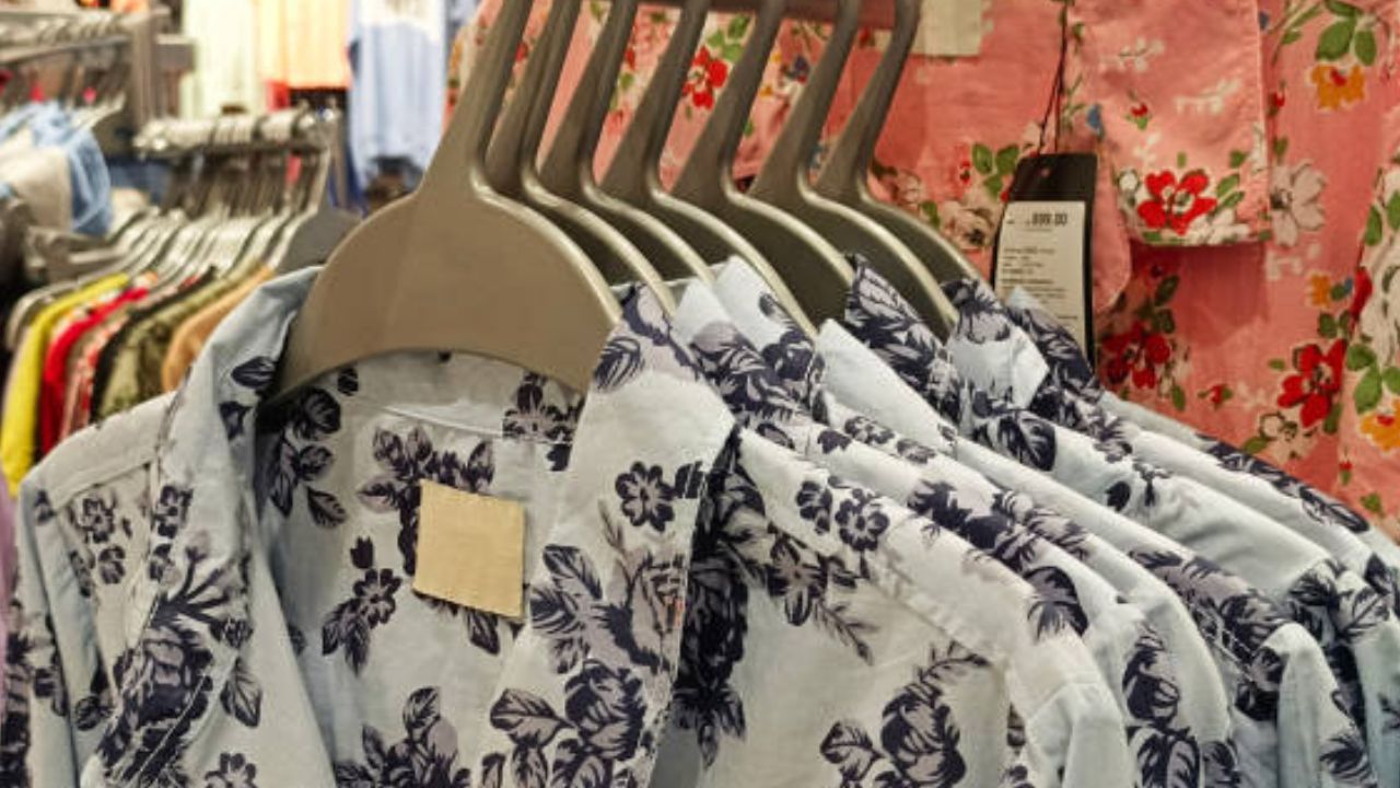 Summer Special Fabric : उन्हापासून त्वचेचं संरक्षण करण्यासाठी ‘अशा’ कपड्यांचा वापर करा, त्वचेचे विकार होतील दूर