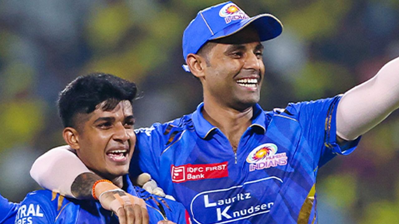 GT vs MI Pitch Report : अहमदाबादमध्ये आज चालणार गोलंदाजांची दादागिरी? जाणून घ्या कसा असेल खेळपट्टीचा मूड