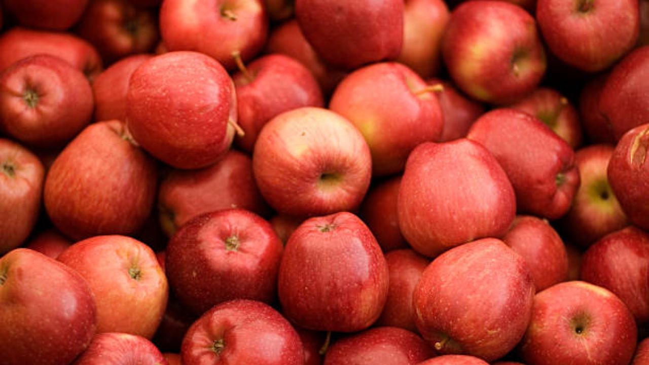 आहारात नियमित करा सफरचंदचे सेवन!