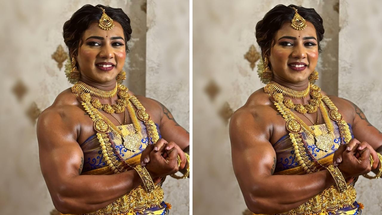 अंगाभोवती योग्य पद्धतीने गुंडाळलेल्या साडीमुळे तिने सगळ्यांचे लक्ष वेधून घेतले आहे. याशिवाय तिने केसांमध्ये वेणी घालत सुंदर पांढऱ्या फुलांचा गजरा घातला आहे. 