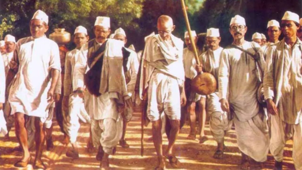 महात्मा गांधींच्या दांडी यात्रेने उडवली ब्रिटशांची झोप; जाणून घ्या 12 मार्चचा इतिहास