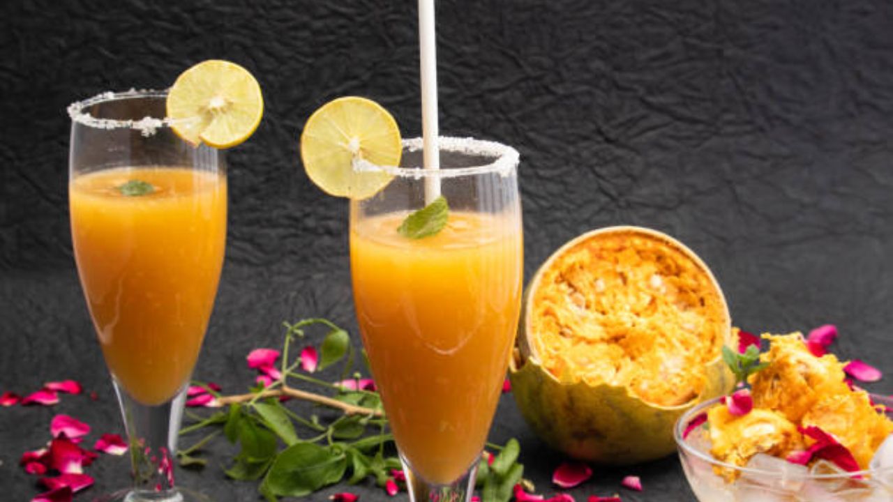 बेलाच्या फळामध्ये असलेले कॅल्शियम हाडांचे आरोग्य सुधारण्यासाठी अतिशय प्रभावी आहे. यामुळे दात देखील मजबूत होतात. हाडांसंबंधित समस्या उद्भवू लागल्यानंतर आठवड्यातून एकदा बेलाचा रस प्यावा. 