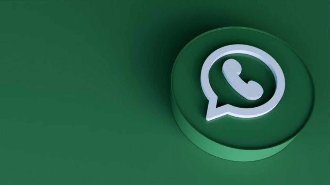 WhatsApp, इंस्टाग्राम, फेसबुक मेसेंजर अ‍ॅप्ससह वेबवर मेटा AI उपलब्ध आहे. तुमच्या प्रश्नांची उत्तरे देण्यासाठी मेटा AI मशीन लर्निंग अल्गोरिदम वापरते.