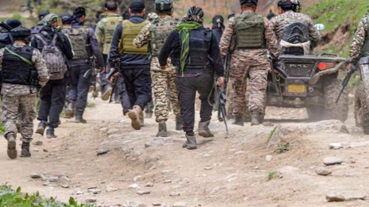 Pahalgam Terror Attack: जम्मू-काश्मीरमध्ये पुन्हा दहशतवाद्यांशी चकमक, एक जवान शहीद