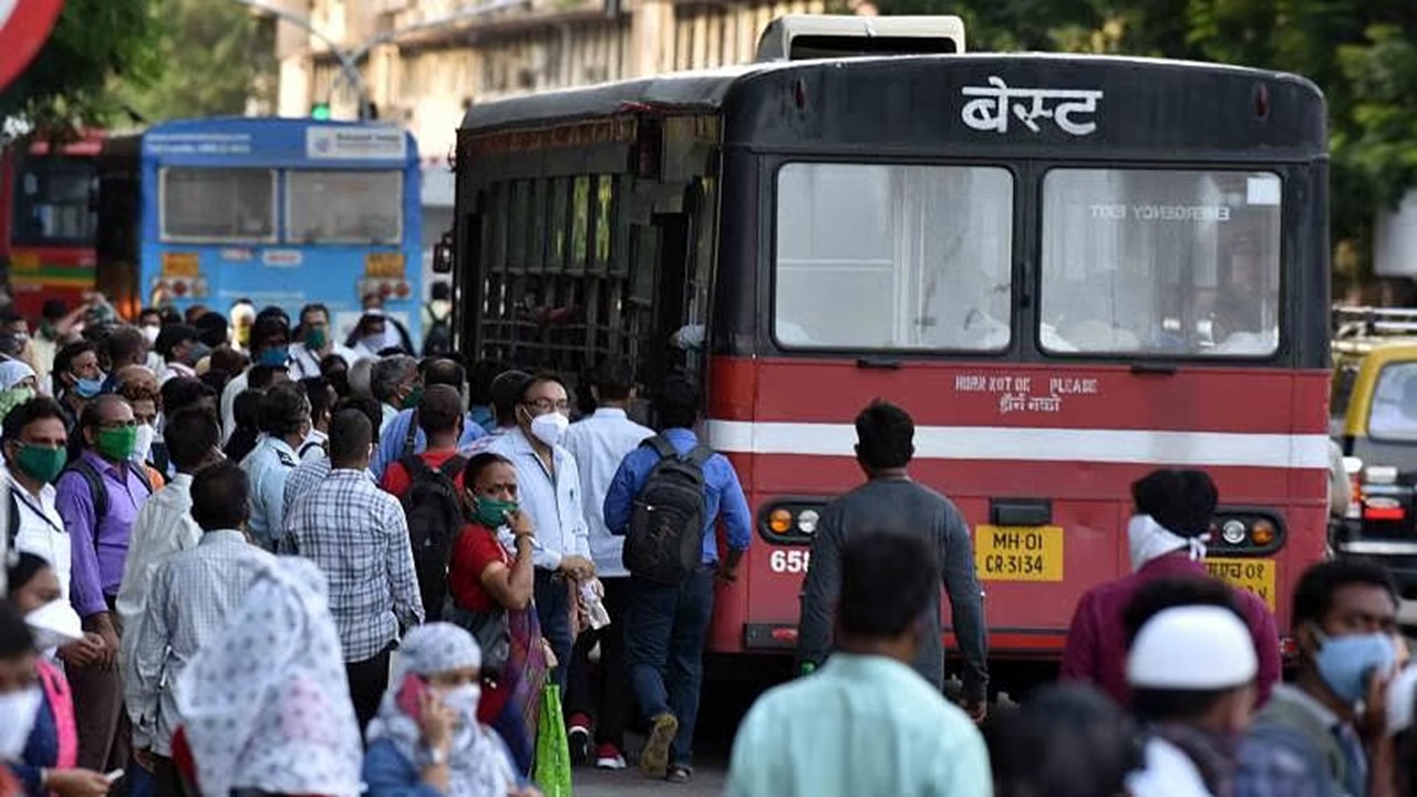Mumbai Best Bus fare : मुंबईकरांचा प्रवास महागणार! बेस्ट बसच्या तिकीटासाठी मोजावे लागणार ‘इतके’ रुपये