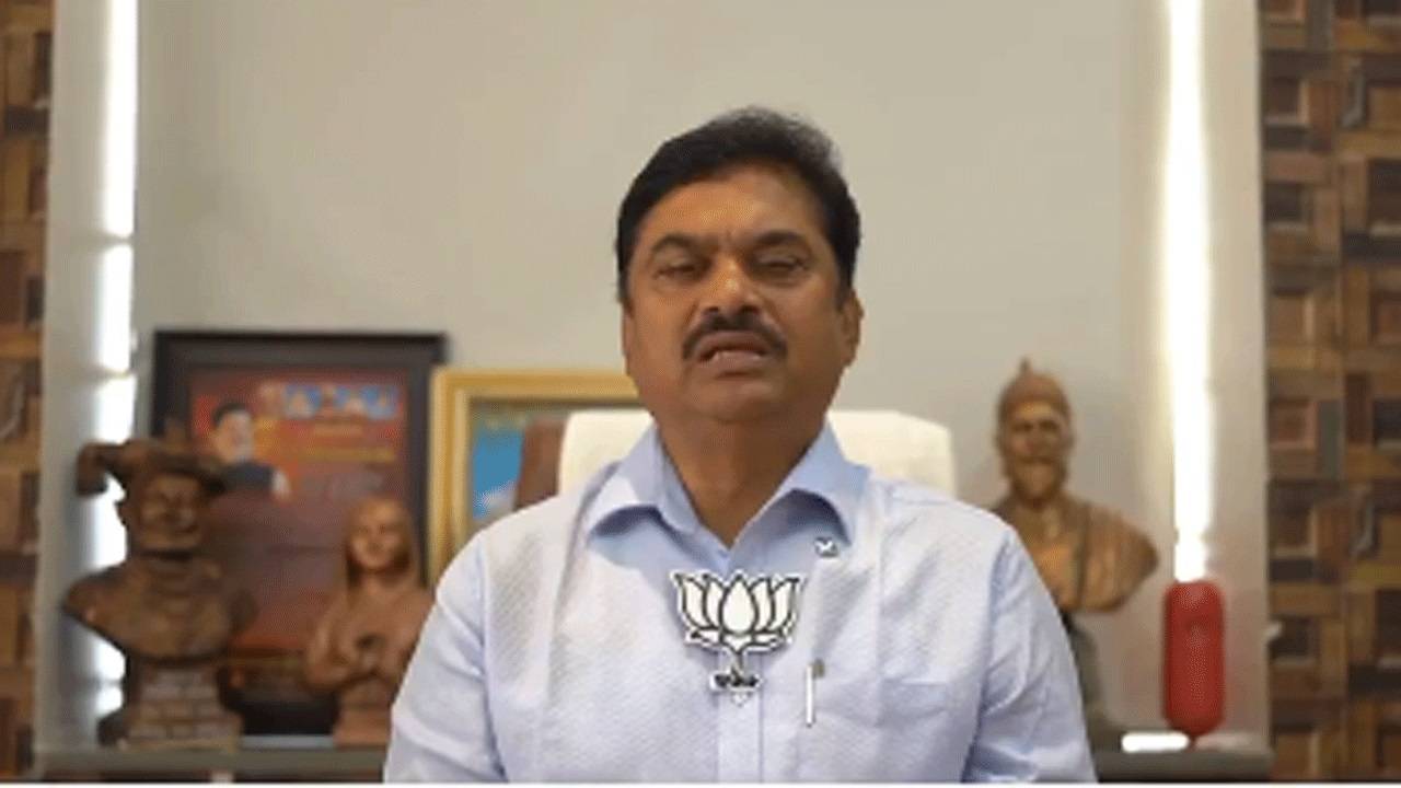 Solapur News: “जिल्हाधिकाऱ्यांनी येत्या आठ दिवसात…”; सभापती राम शिंदेंचे निर्देश