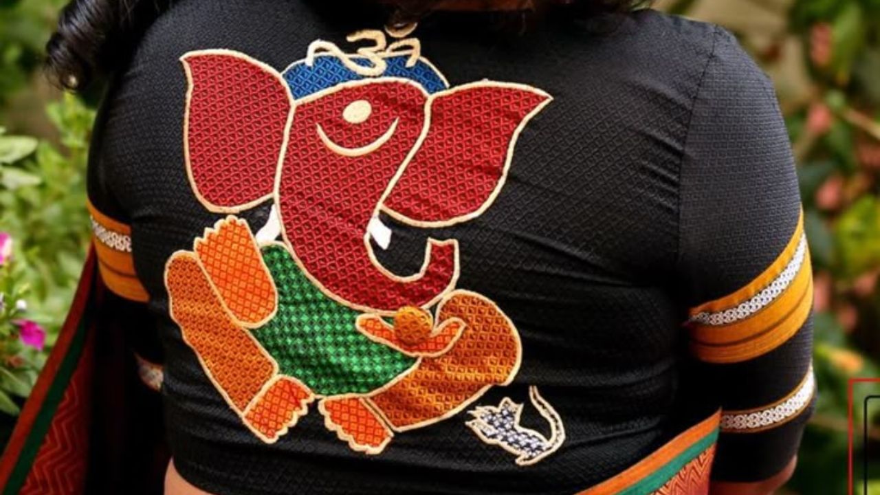 हल्ली ब्लाऊजवर गणपती किंवा गणपतीच्या वेगवेगळ्या रूपांचे हॅन्ड पेंटिंग काढले जाते. खणाच्या साडीवर हॅन्ड पेंटेड गणपती सुंदर दिसेल.         