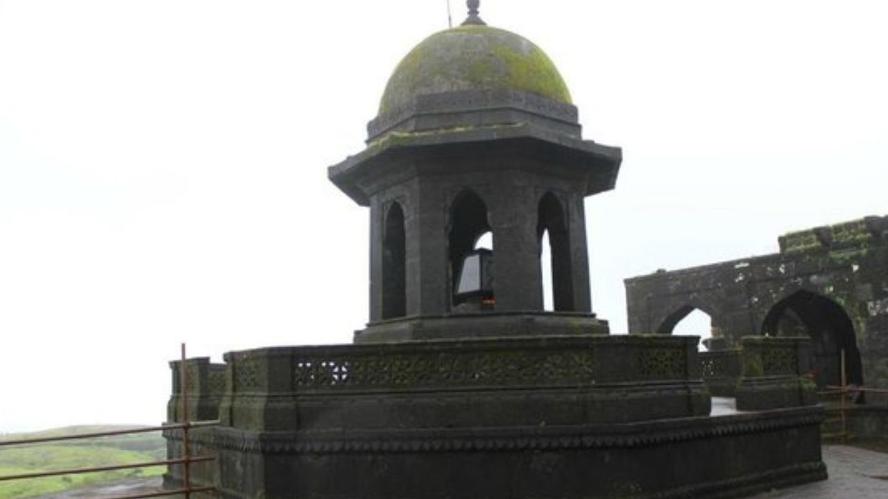 Shivaji Maharaj Punyatithi : शिवरायांचे महानिर्वाण कधी आणि कुठे झाले ?