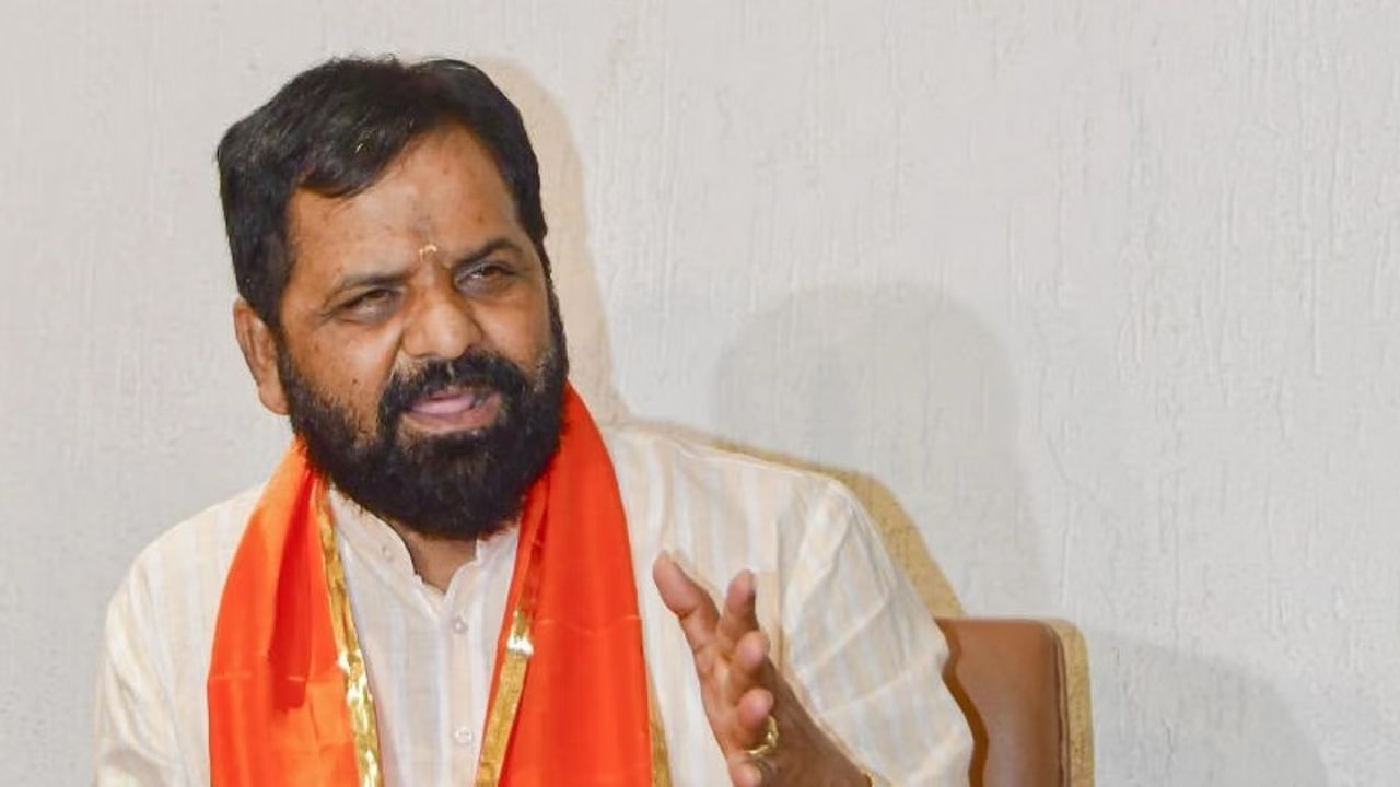 अखेर भरत गोगावलेंना लॉटरी? बंद दाराआड बैठकीनंतर रायगडच्या पालकमंत्री पदाबाबत मोठी घडामोड