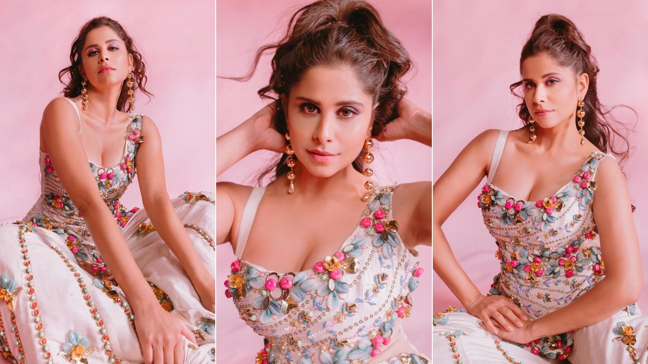 सईचे सौंदर्य पाहताच थक्क झाले चाहते, पहा PHOTOS (फोटो सौजन्य - इन्स्टाग्राम)