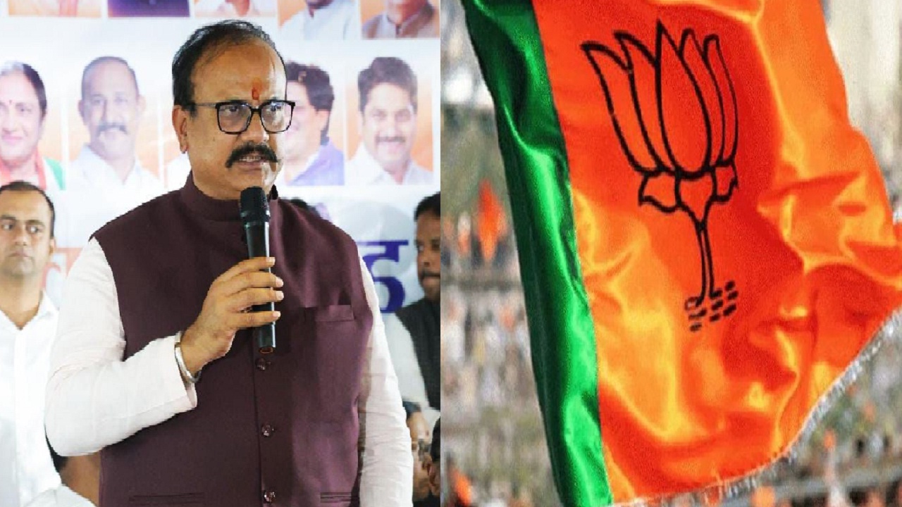 Harshvardhan Sapkal Has Entered The Kalaram Temple With The Constitution In His Hand Nrdm