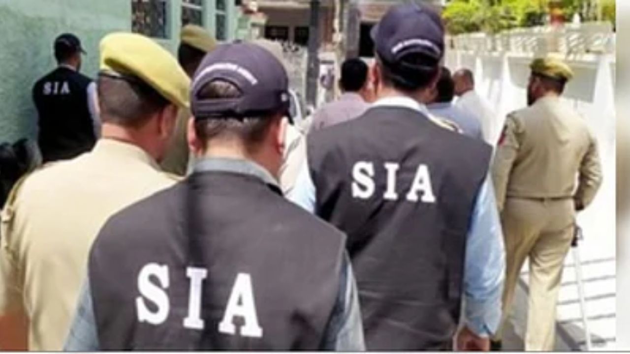 Jammu-Kashmir News: काश्मीरच्या अनेक भागात SIAची कारवाई; संशयित दहशतवाद्यांचा शोध सुरू