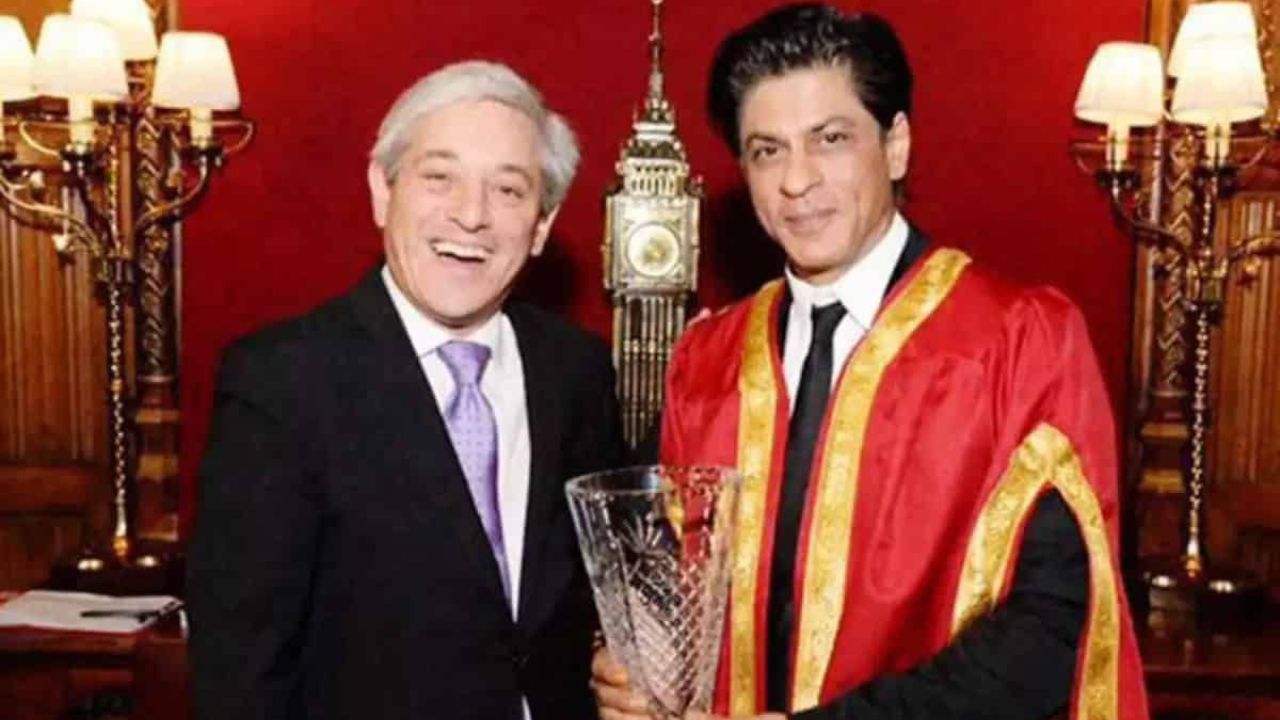 २०१४ मध्ये ब्रिटिश संसदेकडून 'ग्लोबल डायव्हर्सिटी अवॉर्ड' देऊन शाहरुखला सन्मानित करण्यात आले. विविध संस्कृतींना एकत्र आणण्याच्या त्यांच्या प्रयत्नांना आणि जागतिक सिनेसृष्टीतील योगदानासाठी त्यांना हा पुरस्कार देण्यात आला.