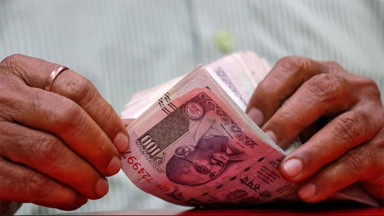 ५ लाख रुपयांपर्यंत बिनव्याजी कर्ज देणारी सरकारी योजना! कसा करायचा अर्ज? जाणून घ्या