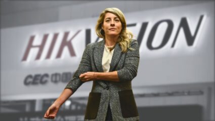 Canada-China Relations : कॅनडाचा चीनवर मोठा घाव! ‘या’ कंपनीला देशातून हाकलले, राष्ट्रीय सुरक्षेचा मुद्दा ऐरणीवर