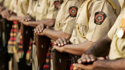 Maharashtra Police Transfer : महाराष्ट्रात बदल्याचं सत्र सुरूच; तब्बल ५० हून अधिक पोलीस अधिकाऱ्यांच्या बदल्या