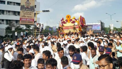 Ashadhi Wari 2025: ‘माझा विठ्ठल, माझी वारी’; परंपरागत आषाढी वारीला तरुणांनी दिला नवा आकार
