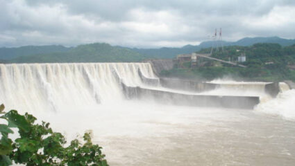 Monsoon Alert: मोठी बातमी! वीर धरणातून २७ हजार क्युसेक्सने विसर्ग सुरू तर जगबुडीने…; राज्याची स्थिती काय?