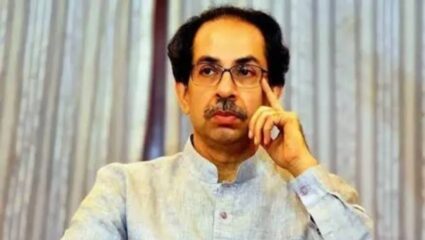 खासदार अनिल बोंडेंची उद्धव ठाकरेंवर सडकून टीका; म्हणाले, “मुख्यमंत्री असताना मराठी…”