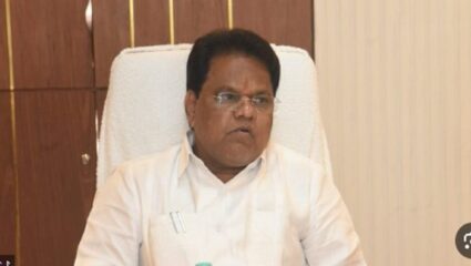 माजी मंत्री तानाजी सावंत यांना धक्का; भैरवनाथ शुगर्स कारखान्यावर कारवाईचे आदेश
